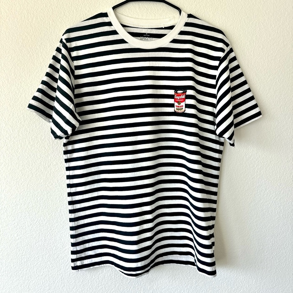 Men’s UNIQLO tee